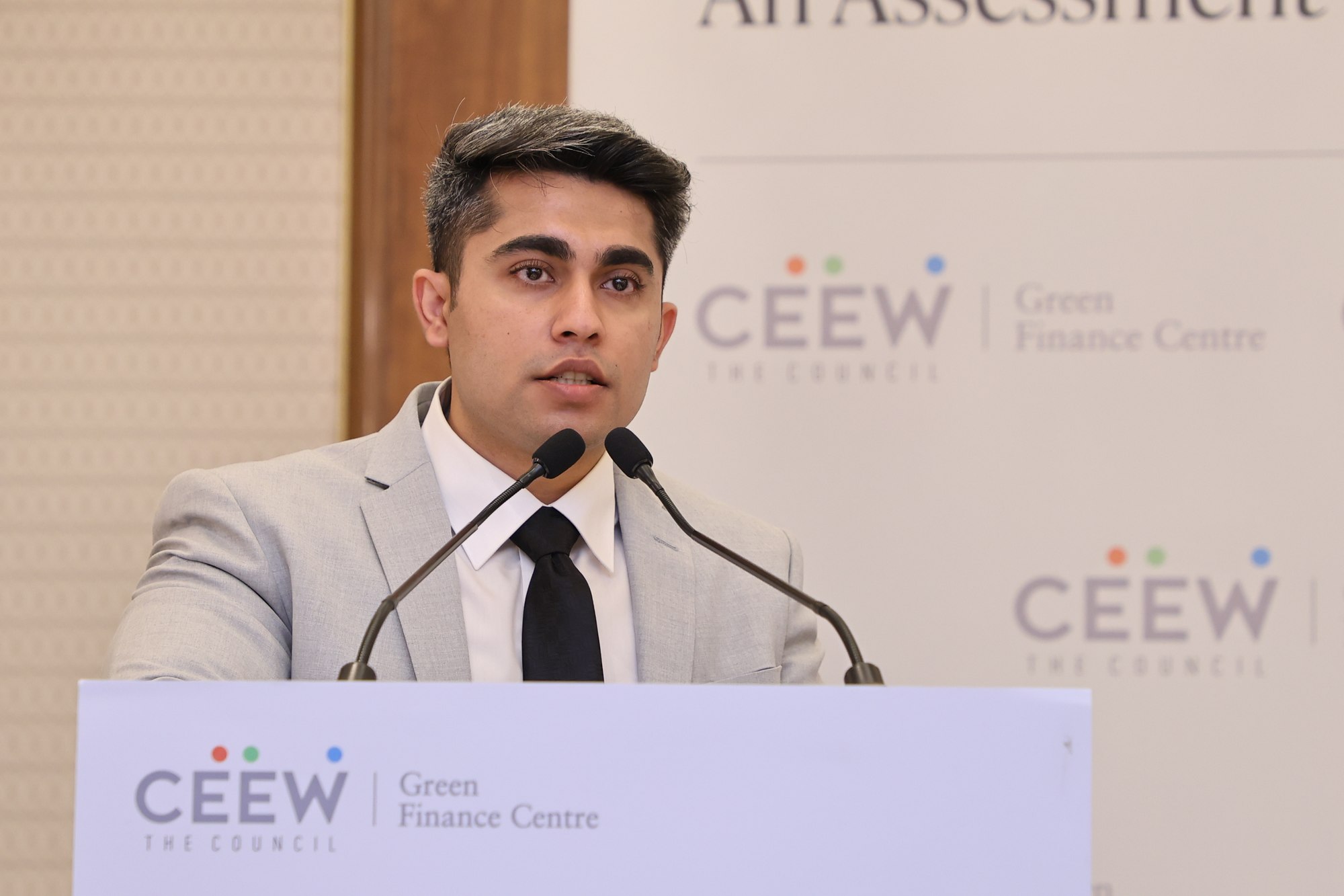 Apoorv speaking at a CEEW event